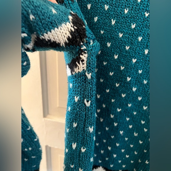 Vintage Polar Bear Sweater - Picture 6 of 10